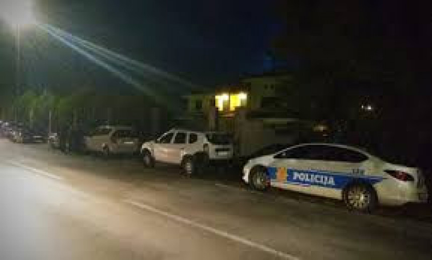 Policija pretresa kuću biznismena Duška Kneževića