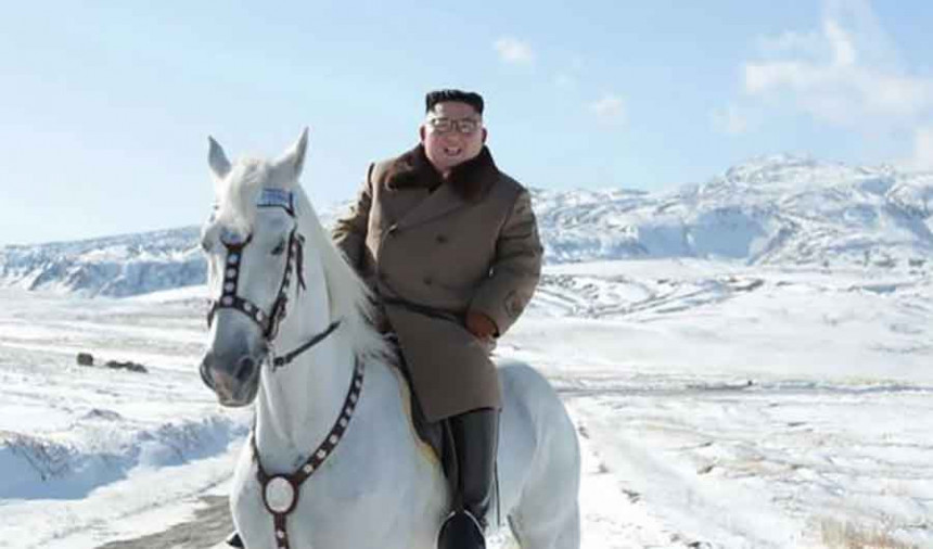 Ритуал лидера Сјеверне Кореје 