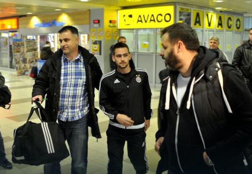 Živković se vratio u Beograd sa suzama u očima!