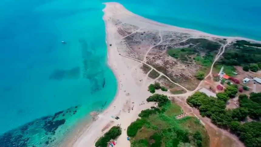 Grčka plaža koja nikad nije ista 