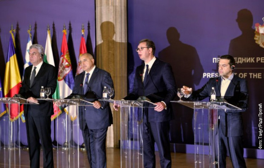 Српски предсједник са премијерима