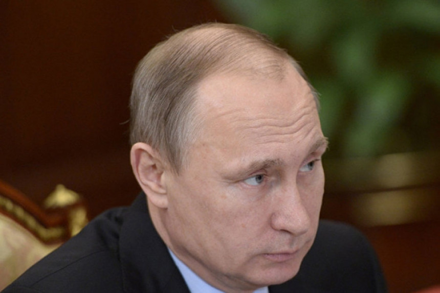 Vladimir Putin smijenio deset generala