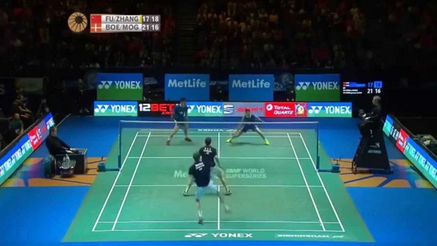 Video: Posle ovoga poštovaćete badminton...