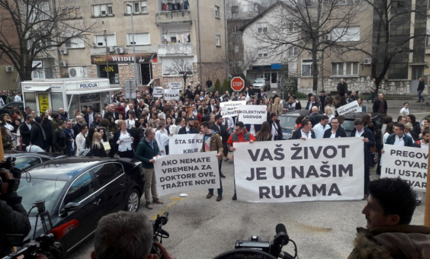 Doktori u Mostaru izašli na ulice!