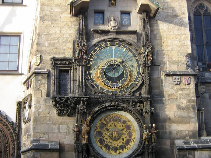Sat u Pragu nedostupan za turiste šest mjeseci