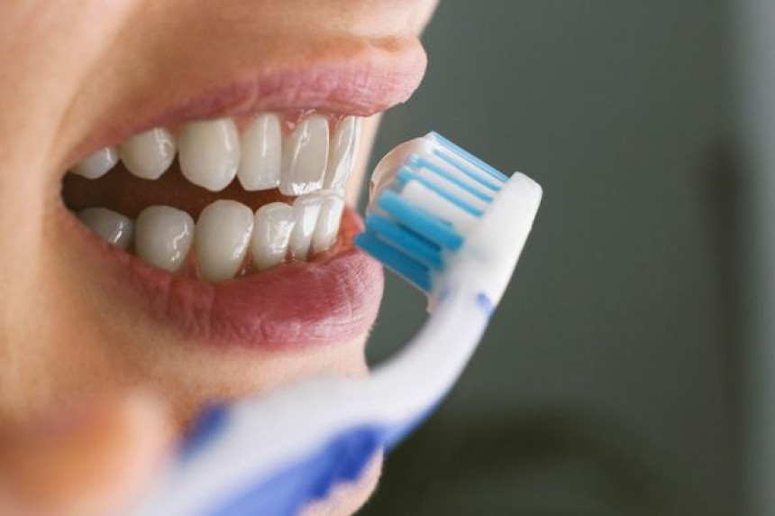 Da li celog života perete zube pogrešno
