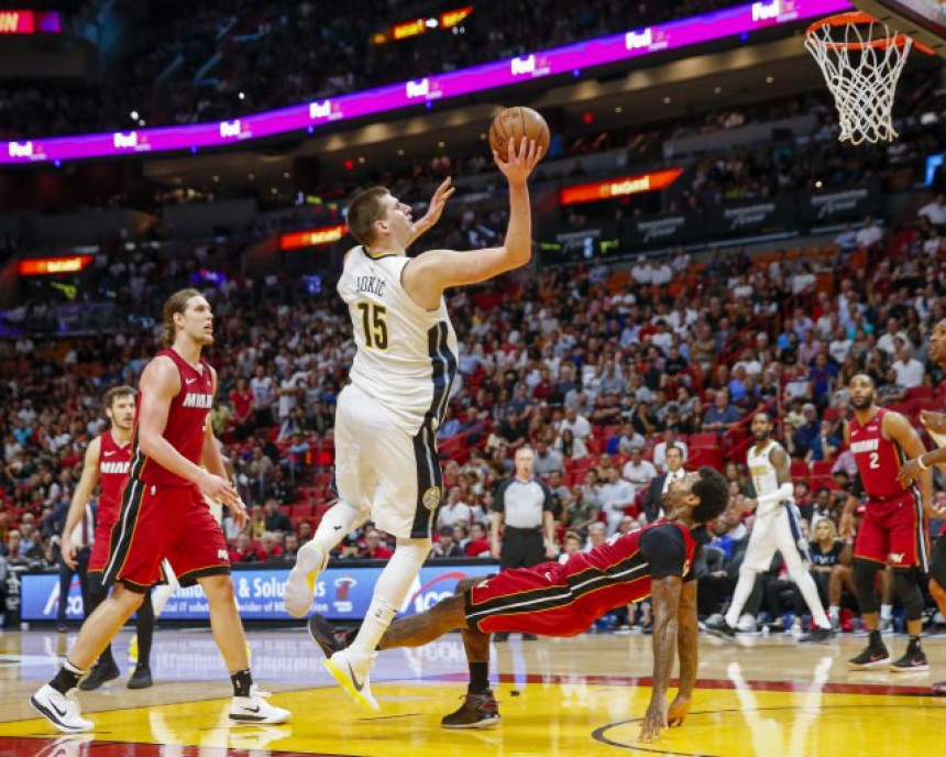 СИ: "Златна рука" Јокић међу 20 најбољих у НБА!