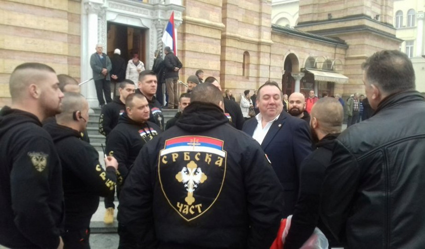 "Srbska čast" nije paravojna 