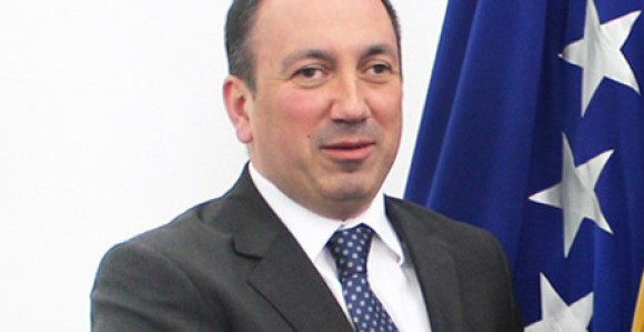 RS će slijediti politiku Srbije 