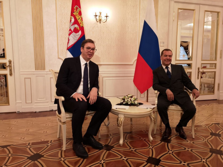 Ruski premijer Dimitrij Medvedev dolazi u Beograd