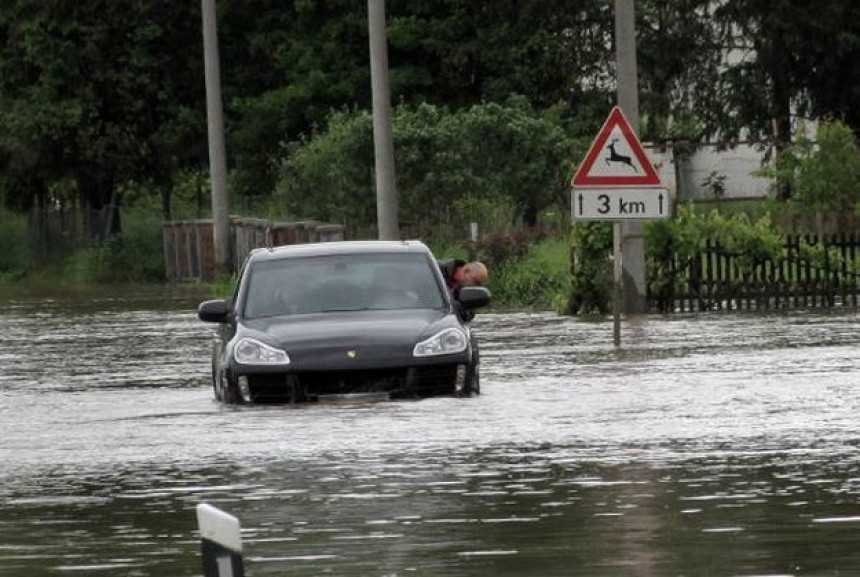 Nove poplave u Kostajnici