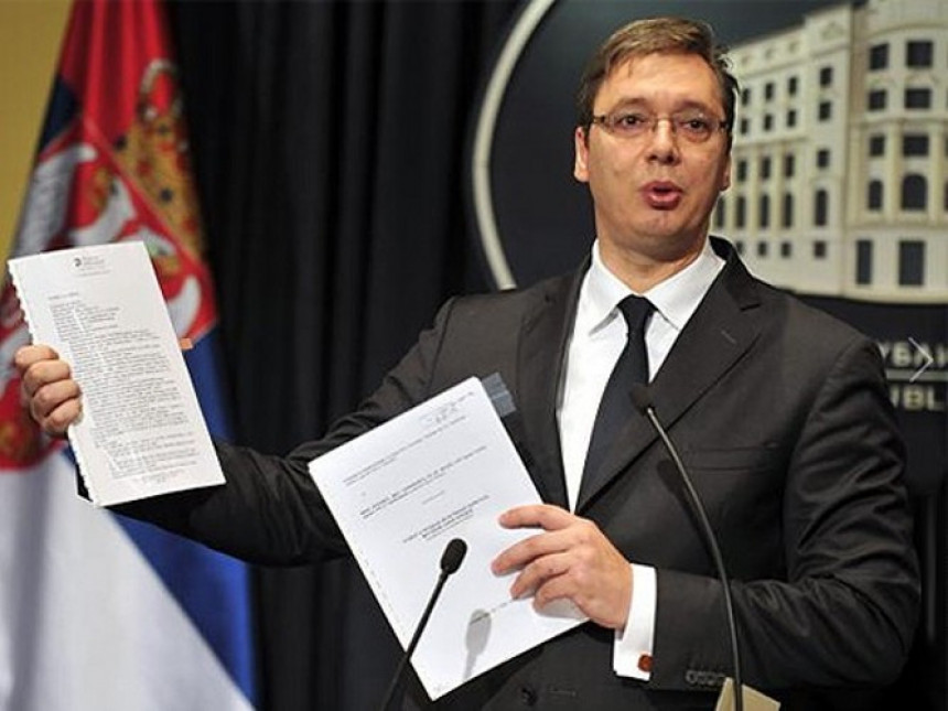 Vučić najavio veća primanja!