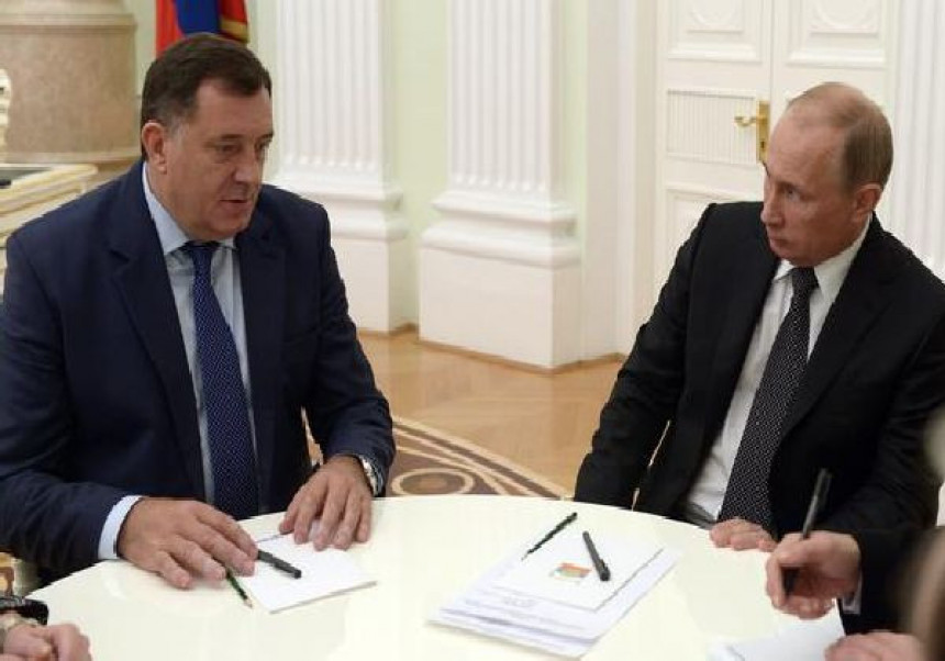 Itar Tass: Dodik od Putina tražio milijardu 