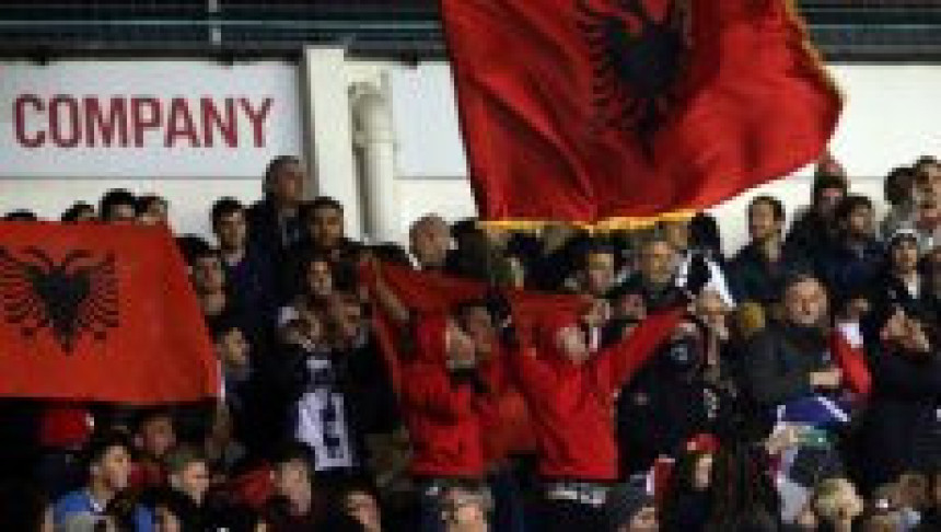 Albanci provocirali Grobare u Londonu!