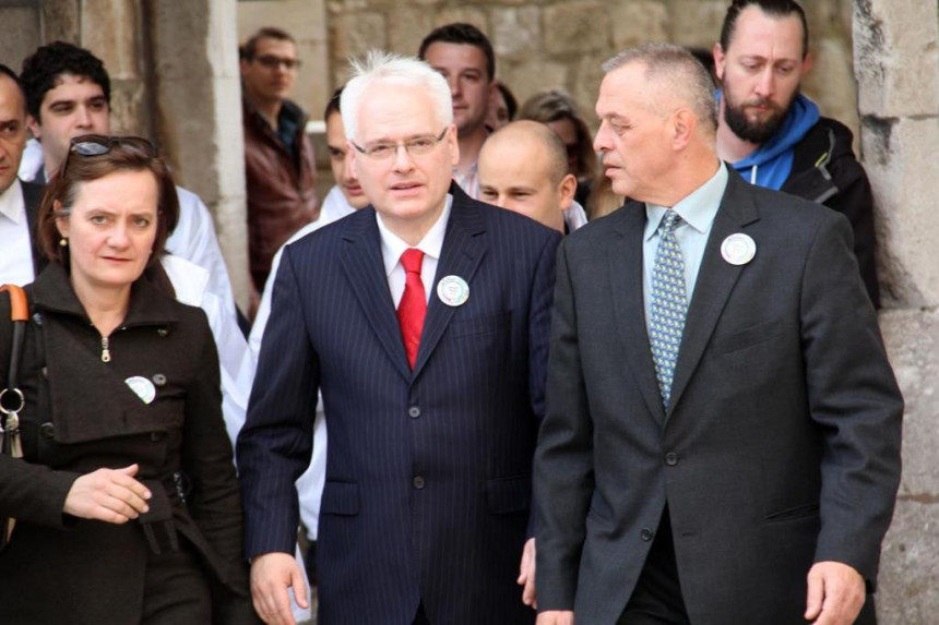 Josipović potrošio duplo više od svih kandidata zajedno