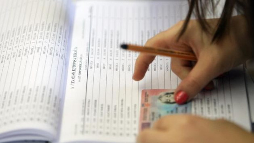U Hrvatskoj izbrisano 260 000 građana