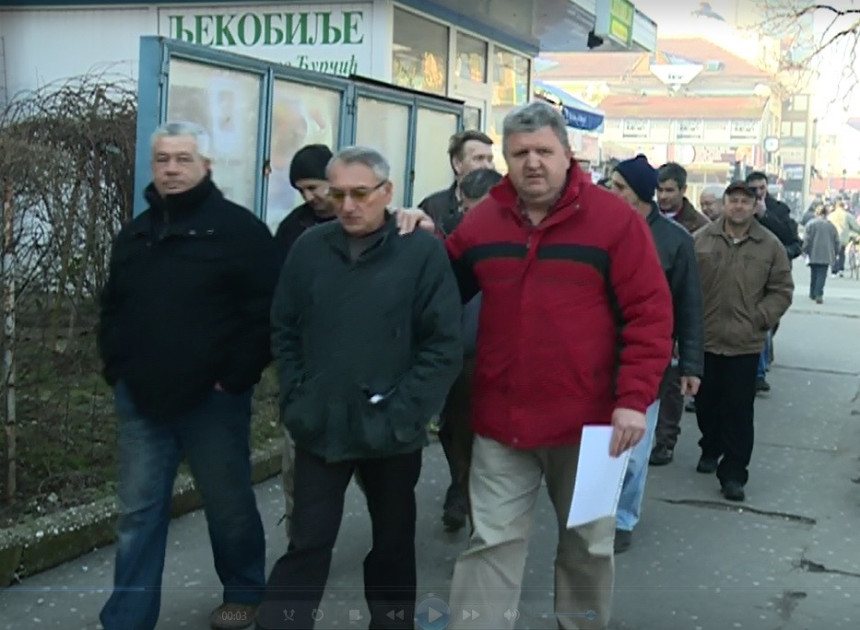 Радници „Панафлекса“ траже 23 плате од Војина Митровића