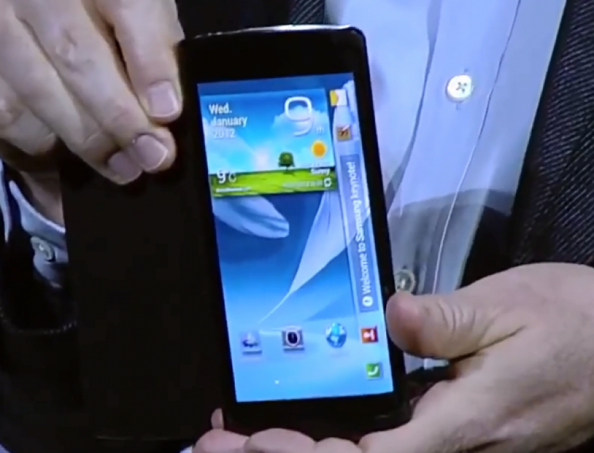 Samsung Galaxy S7 moći će da se presavije na pola?