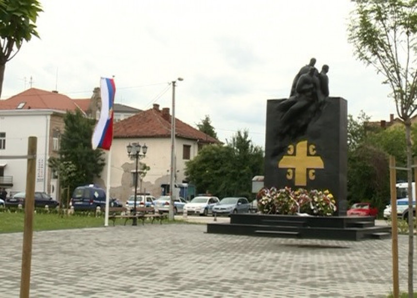 Коме смета споменик српским борцима?
