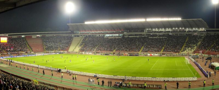 Stadion Zvezde dobija reflektore od FSS-a!