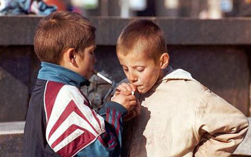 ФБиХ: Дјеца млађа од 10 година пуше