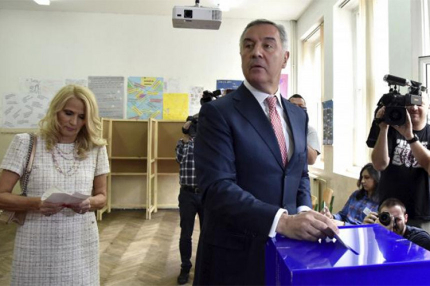 Ђукановић води на изборима 53,7%