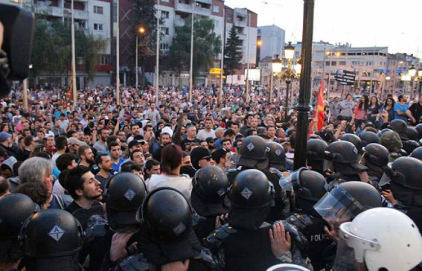 Македонија пред новим хаосом