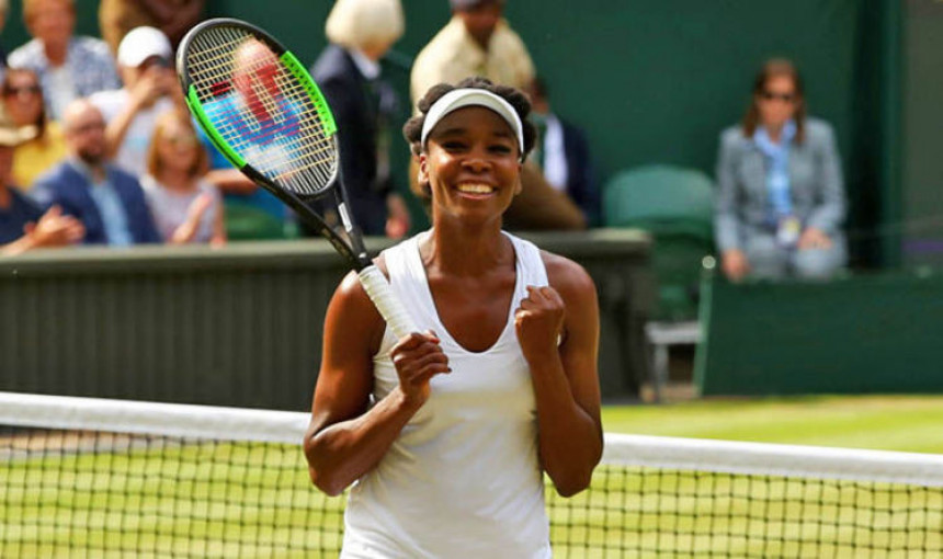 Venus: Čudno je ako niste Federerov fan