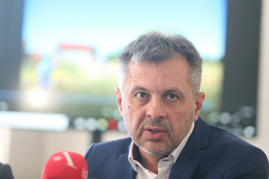 Igor Radojičić prijeti tužbom