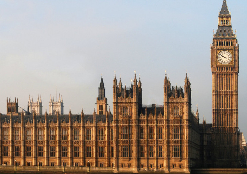 Nema zapošljavanja članova porodice u britanskom parlamentu!