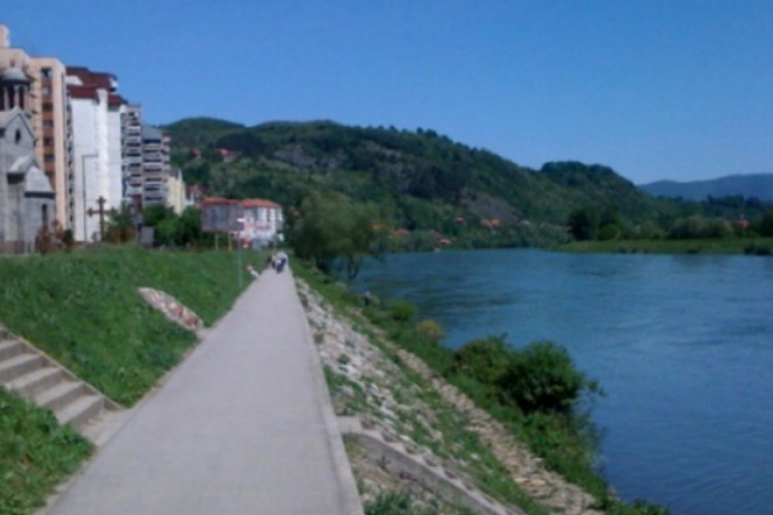 Pronađen leš na obali Drine