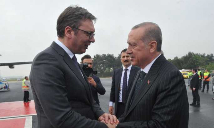 Vučić razgovarao sa Erdoganom