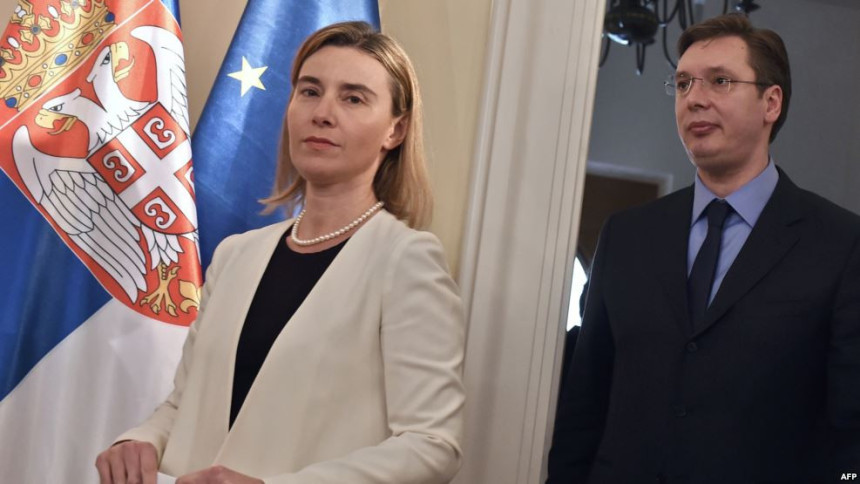 Mogerini i Vučić na hitnom sastanku