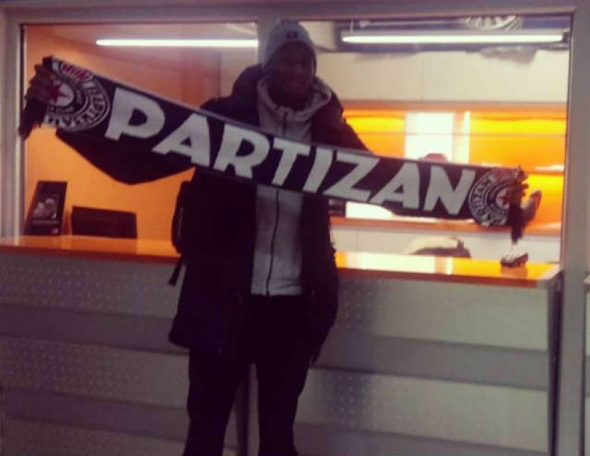 Bondža Si podigao šal: Dalo mi je pričao o Partizanu!