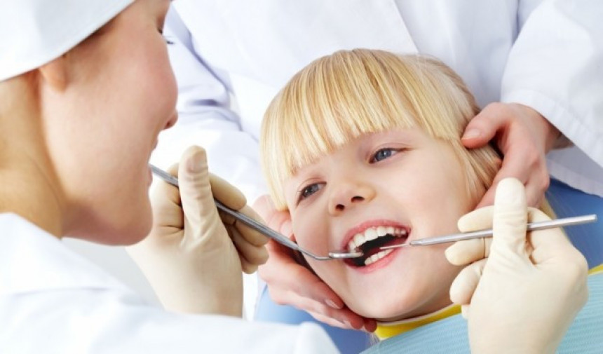 Sve više djece sa anomalijama zuba