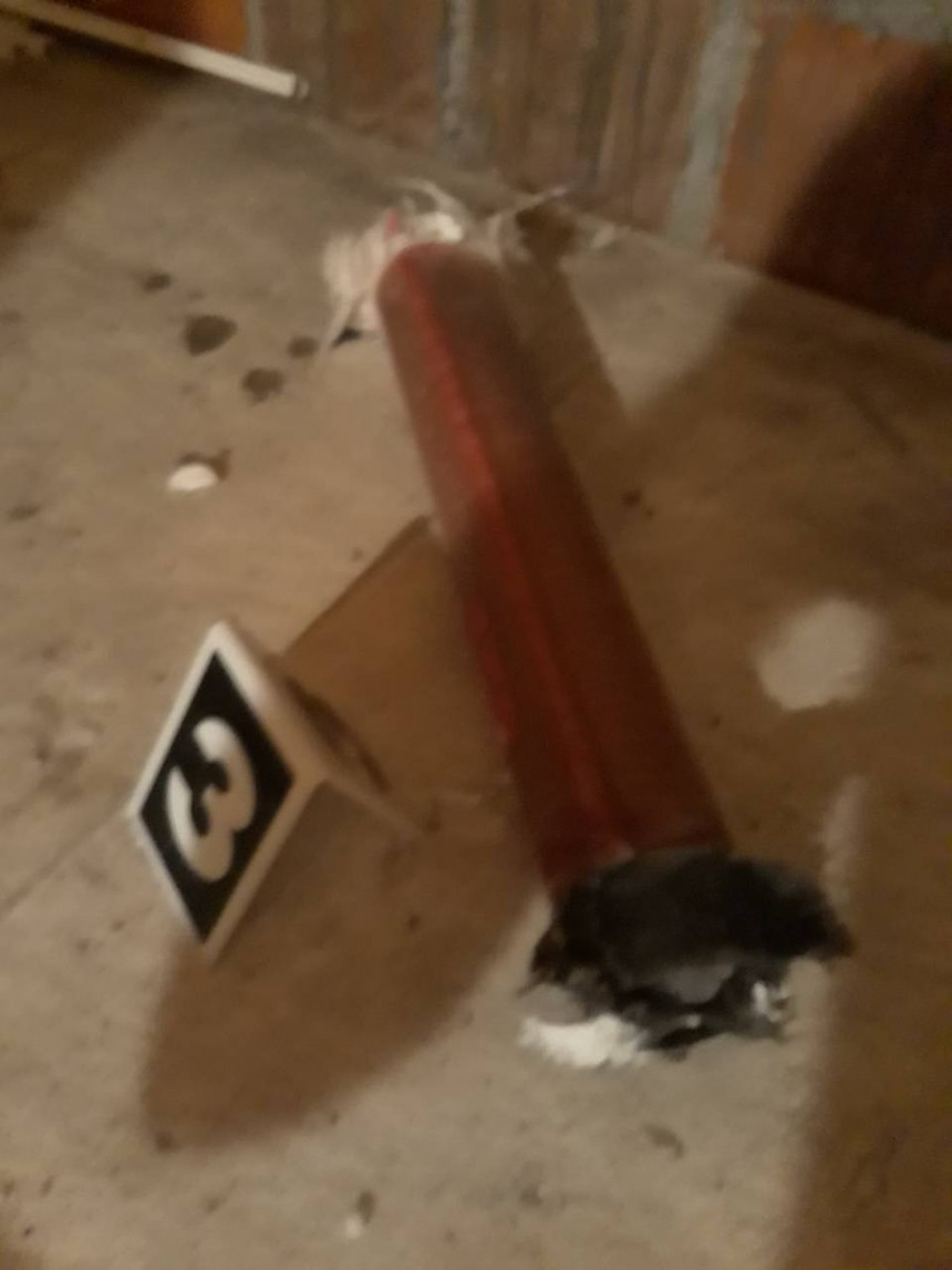 Raketa pogodila kuću u Semberiji