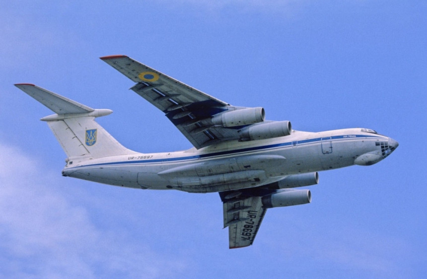 Руски војни авион нестао с радара