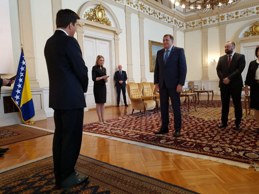 Srdačno: Dodik i ambasador SAD