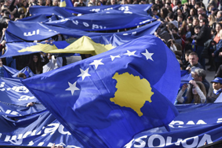 Rusija zabranila zastavu Kosova 
