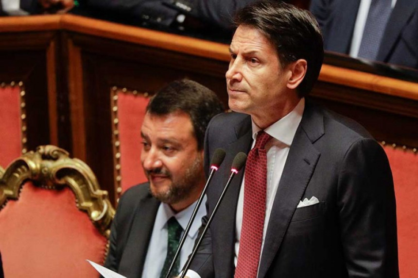 Pad Vlade Italije: Premijer Konte podnio ostavku