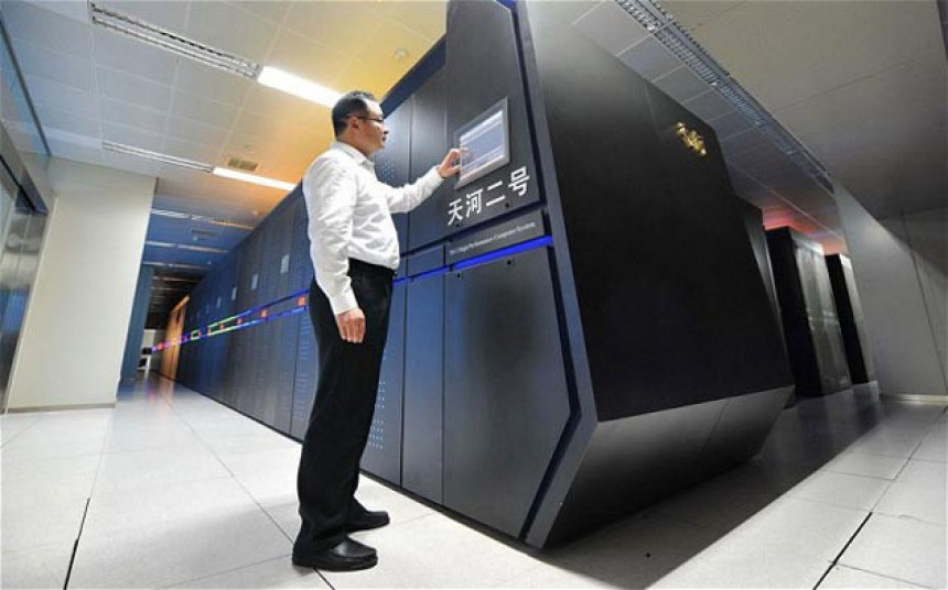 Кина прави супер моћни компјутер