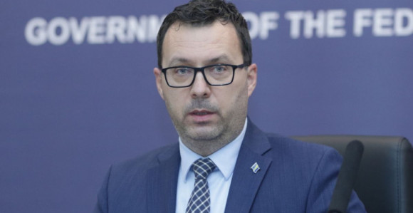 Ispod vozila ministra u FBiH pronađen eksploziv