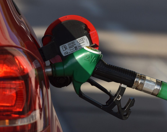 Prijete restrikcije: Nestašica goriva zbog sankcija?