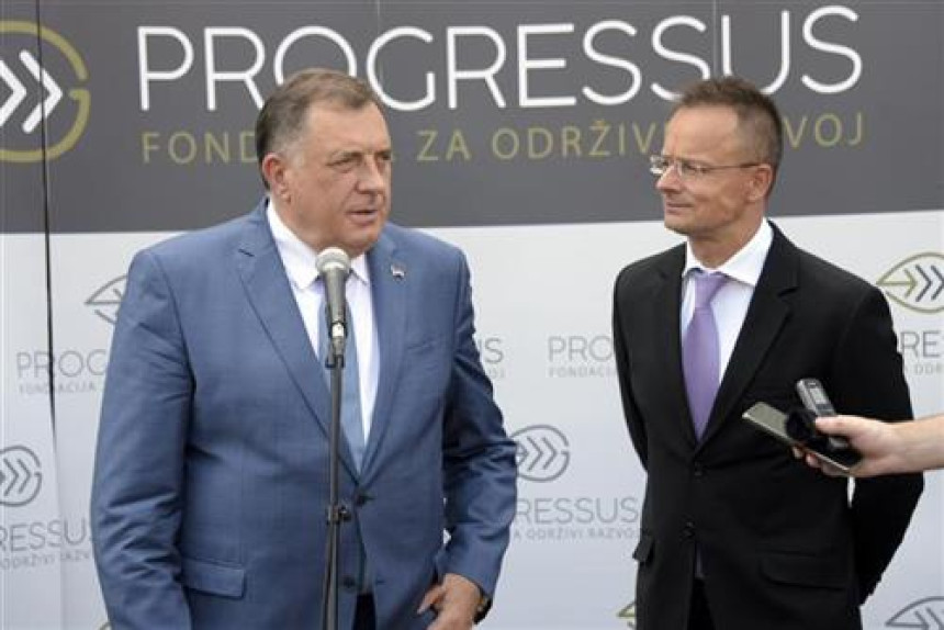 Dodik najavio potpisivanje spornih zakona