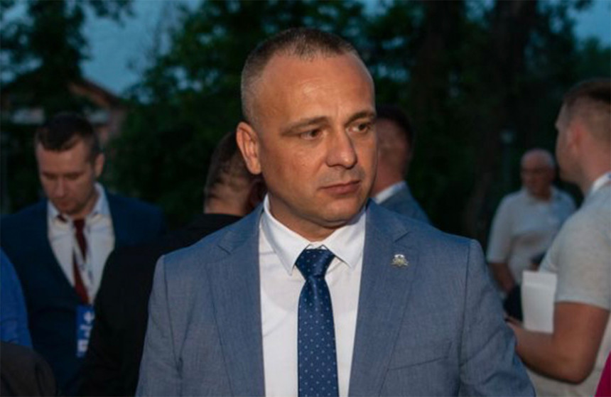 Dodik od hrabrosti nema ni H, to je obična kukavica