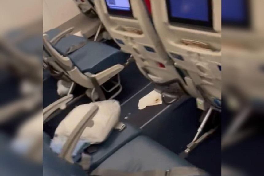 Putnik dobio dijareju usred leda pilot morao da vrati avion na pistu!