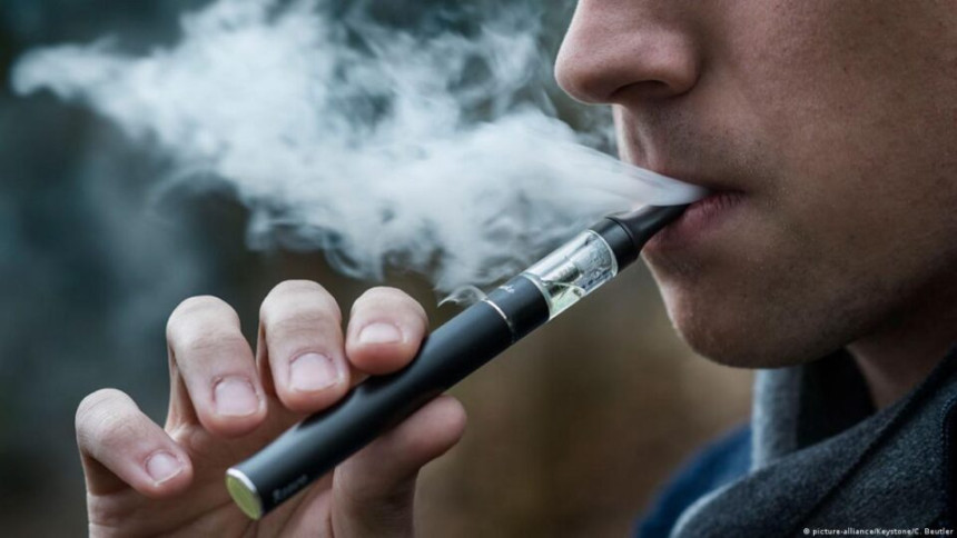 Elektronske cigarete sve više koriste učenici
