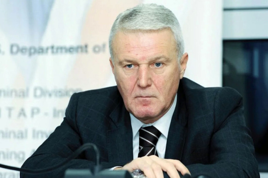 Ухапшен бивши дир. полиције ЦГ Славко Стојановић