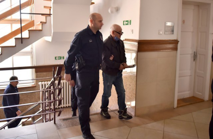 Doživotna kazna Džoniću, ubio tročlanu porodicu