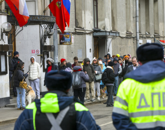 Протести опозиције на бирачким мјестима у Русији